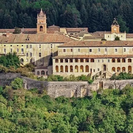Apartment La Casa In Collina Veroli